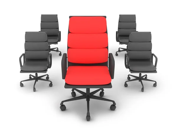 Concept de leadership - une chaise rouge et quatre chaises noires — Photo