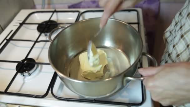 Butter Dripping Cream Homemade Cake — Stock Video
