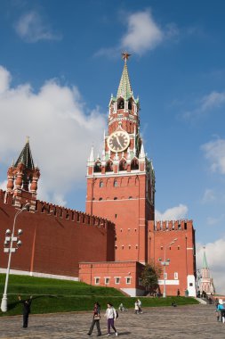 Moskova, Rusya: turist vardır işçinin Moskova kule krem
