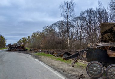Vyshhorod ilçesi, Kyiv bölgesi, Ukrayna: 19 Nisan 2022: Rusya 'nın Ukrayna' yı işgal etmesinin sonuçları