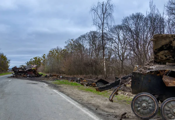 Vyshhorod ilçesi, Kyiv bölgesi, Ukrayna: 19 Nisan 2022: Rusya 'nın Ukrayna' yı işgal etmesinin sonuçları