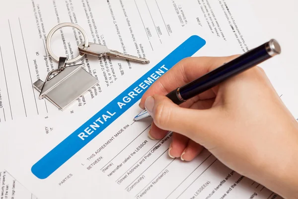 Rental agreement form — Stock Photo, Image