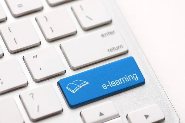 E-Learning Concept. Tastiera del computer — Foto Stock