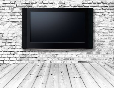 televizyon eski bir duvara ayarla