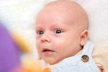 gülen bebek çocuk portresi