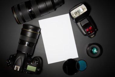 Fotoğraf konsepti ile kamera lense ve tasarlamak