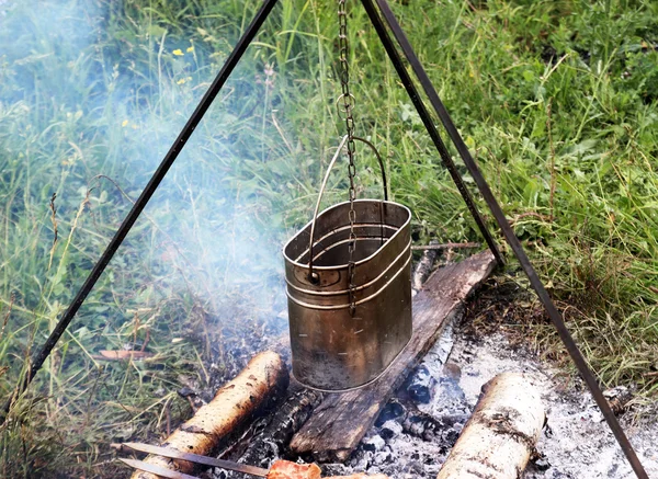 火の上の鍋 — ストック写真