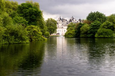Londra 'daki St. James Parkı