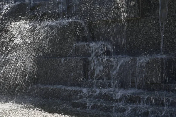 巨石製の泉 — ストック写真
