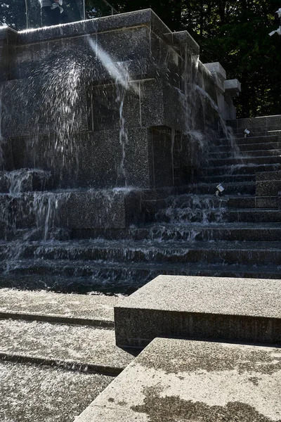 Fountain Made Big Stone Blocks — Zdjęcie stockowe