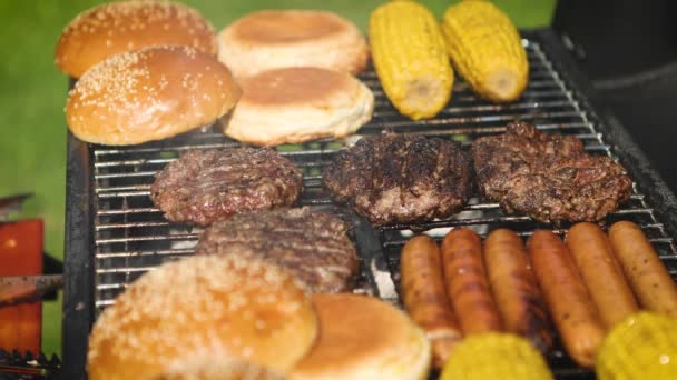 Cibo Americano Misto Barbecue Griglia Calda Hamburger Hot Dog Mais — Video Stock