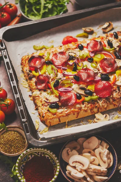 Piece Square Pizza Basil Pepperoni Tomatoes Mushrooms Iron Tray Served — Stockfoto