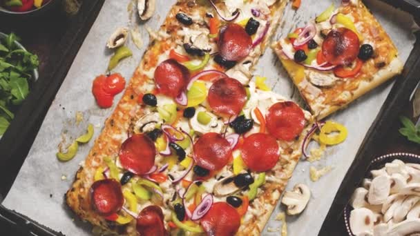 Piece Square Pizza Basil Pepperoni Tomatoes Mushrooms Iron Tray Served — Αρχείο Βίντεο