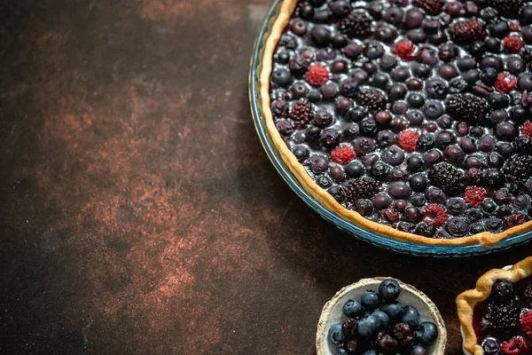 Homemade Autumn Sweet Berry Pie Dark Rustic Background Served Fresh — Photo