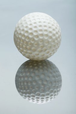 beyaz mini golf topu