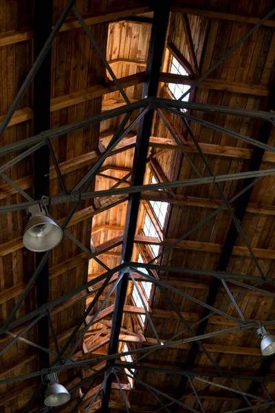 Costruzione Del Tetto Visto Dall Interno Dell Edificio — Foto Stock