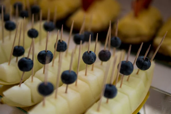 Detallar Los Arándanos Los Mondadientes Melón Fresco — Foto de Stock