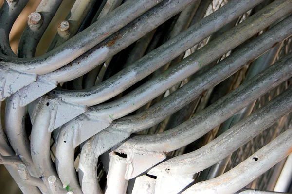 Barreiras de aço, tubos e materiais de construção de metal — Fotografia de Stock