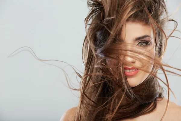 Cara de mujer con movimiento de pelo —  Fotos de Stock