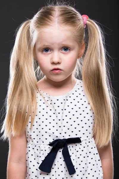 Kleines Mädchen Nahaufnahme Porträt — Stockfoto