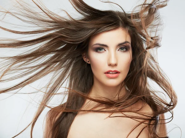 Cara de mujer con movimiento de pelo sobre fondo blanco —  Fotos de Stock