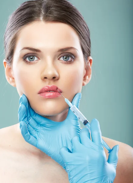 Schoonheid vrouw gezicht chirurgie close-up portret. — Stockfoto