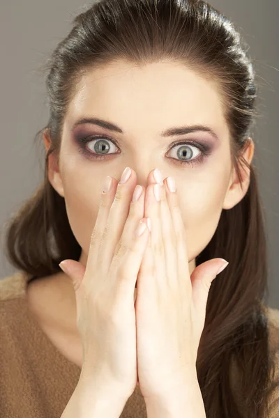 Joven mujer de cerca retrato — Foto de Stock