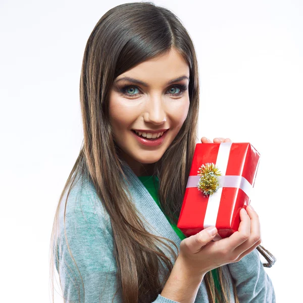 Frau mit Geschenk — Stockfoto