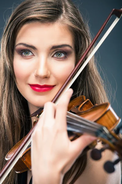女性演奏ヴァイオリン — ストック写真