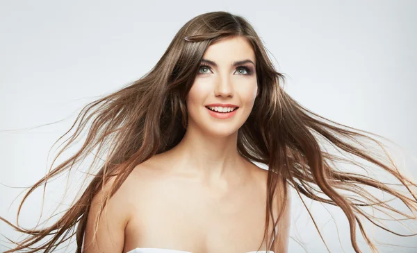 Modello femminile con capelli lunghi — Foto Stock