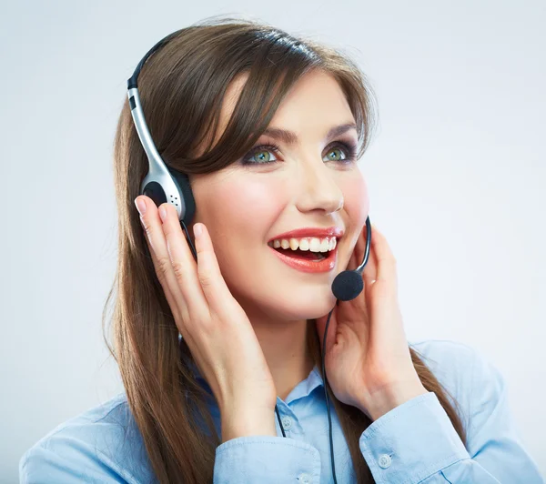 Mulher sorrindo operador de call center tocando cabeça. Fechar b — Fotografia de Stock