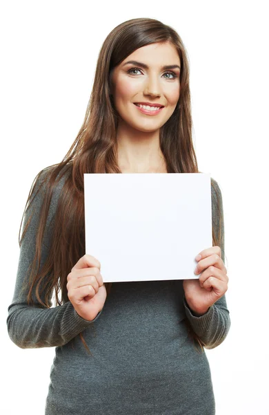 Mujer sosteniendo papel en blanco — Foto de Stock