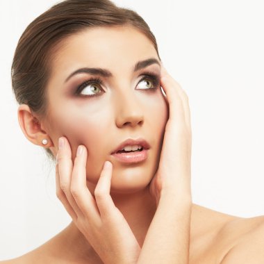 Güzel bir kadının portresi