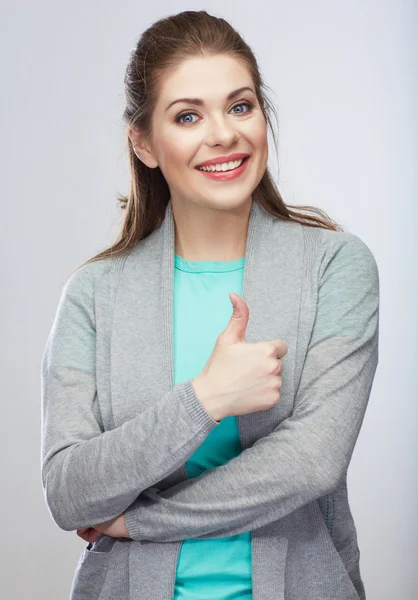 Porträt einer Frau mit erhobenem Daumen — Stockfoto