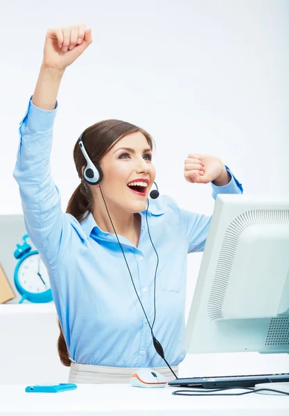 Retrato de mujer trabajadora de servicio al cliente, centro de llamadas sonriendo —  Fotos de Stock