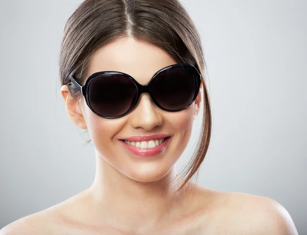 Vrouw met bril — Stockfoto