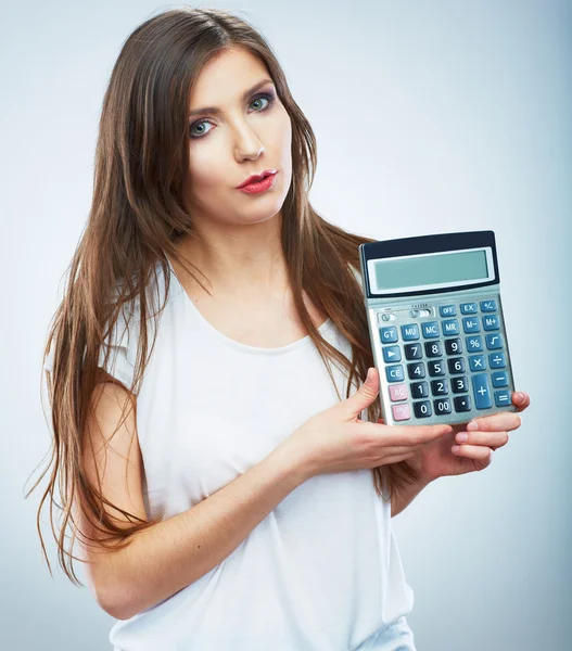 Vrouw bedrijf rekenmachine — Stockfoto