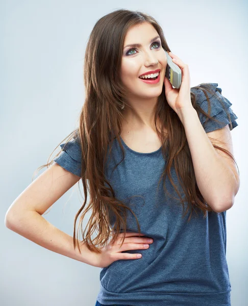 Frau telefoniert — Stockfoto