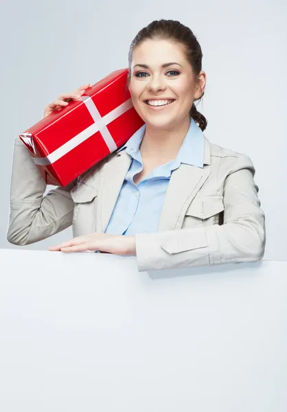 Business woman with gift box — Stock Photo, Image