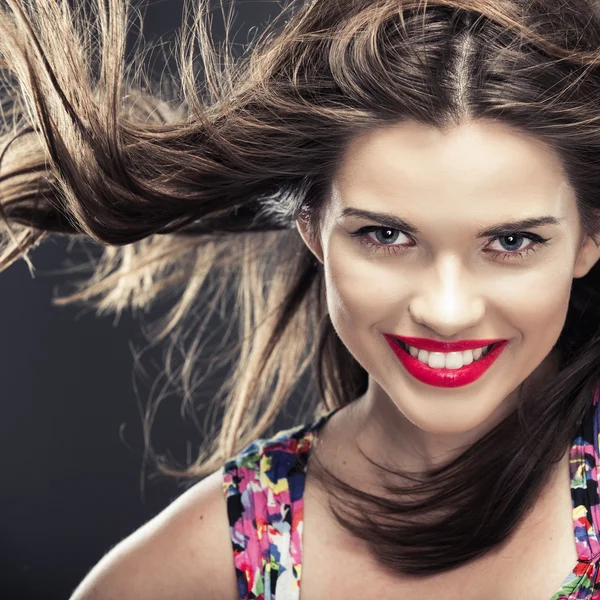 Primer plano retrato de la mujer —  Fotos de Stock