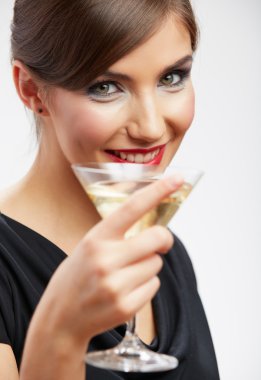 kadın portre kutluyor