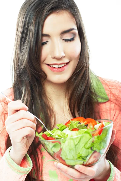 Donna che mangia insalata verde — Foto Stock