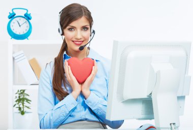 Çağrı Merkezi operatörü gülümseyen