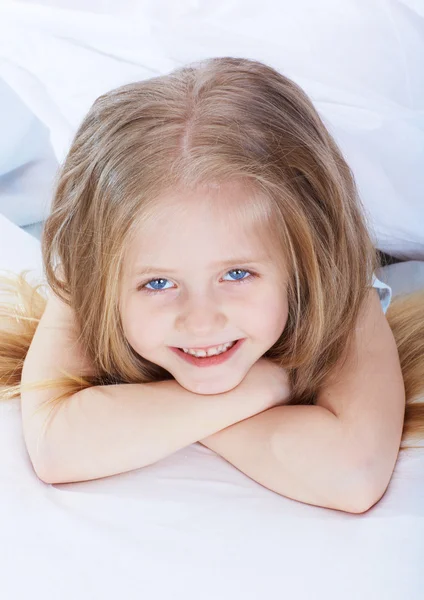 Girl in bed — Stock Photo, Image