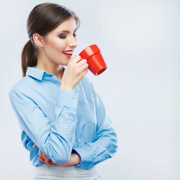 Forretning kvinde holde kaffekop - Stock-foto