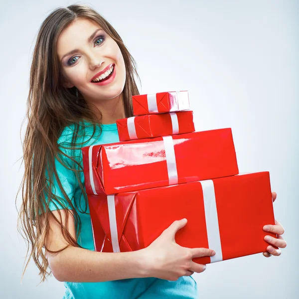 Kadını tutun hediye kutusu — Stok fotoğraf