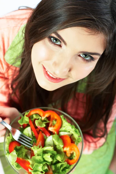 Mulher come salada — Fotografia de Stock