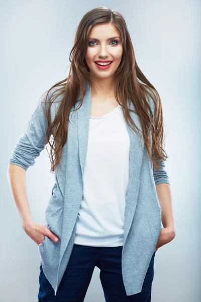 Mujer posando sobre fondo de estudio — Foto de Stock