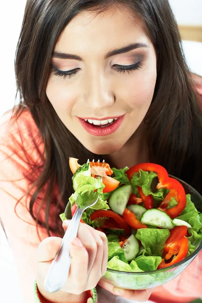 Mujer comer ensalada —  Fotos de Stock