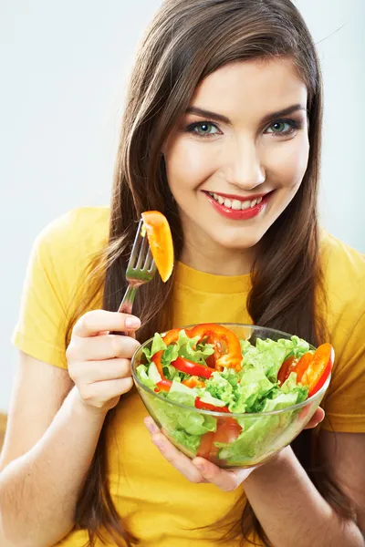 Mujer mantenga ensalada — Foto de Stock